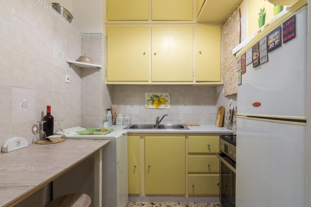 Classic And Modern Apartment In Athens Luaran gambar